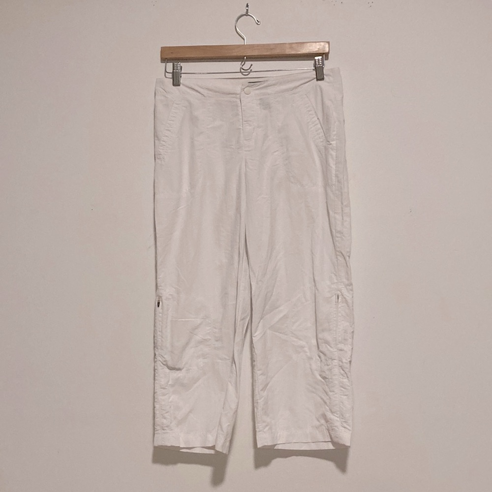Woman’s Size 8 White LLBean Pants